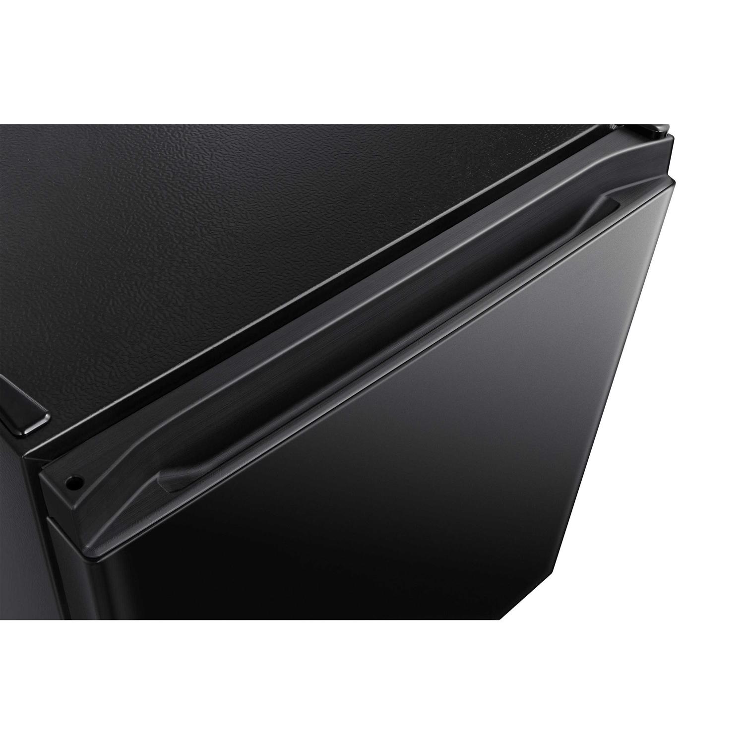 Hisense 1.6-Cubic Feet Mini Fridge LMS016M6RBE - Image 2