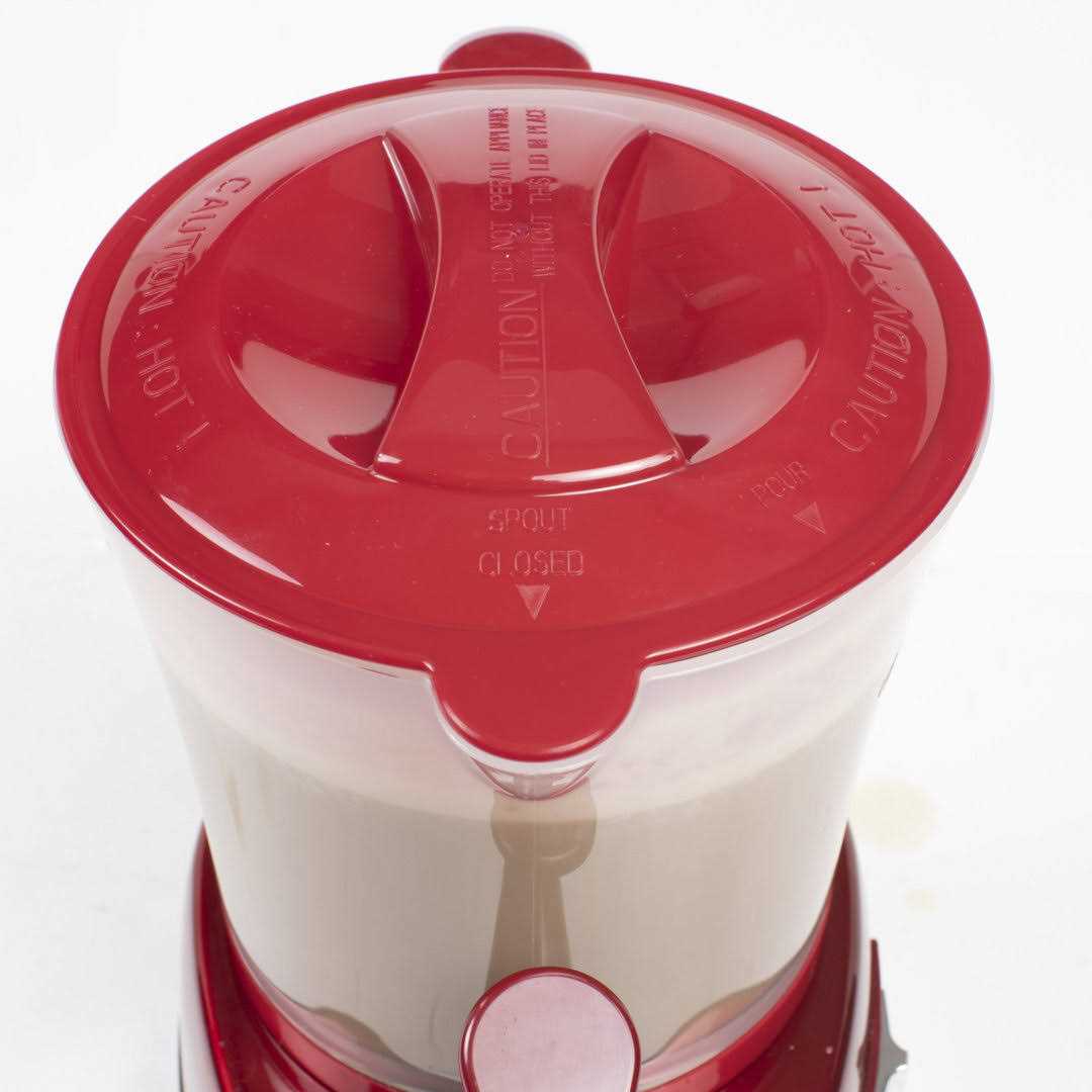 Nostalgia Retro 32 Ounce Hot Chocolate Maker and Dispenser - Image 5