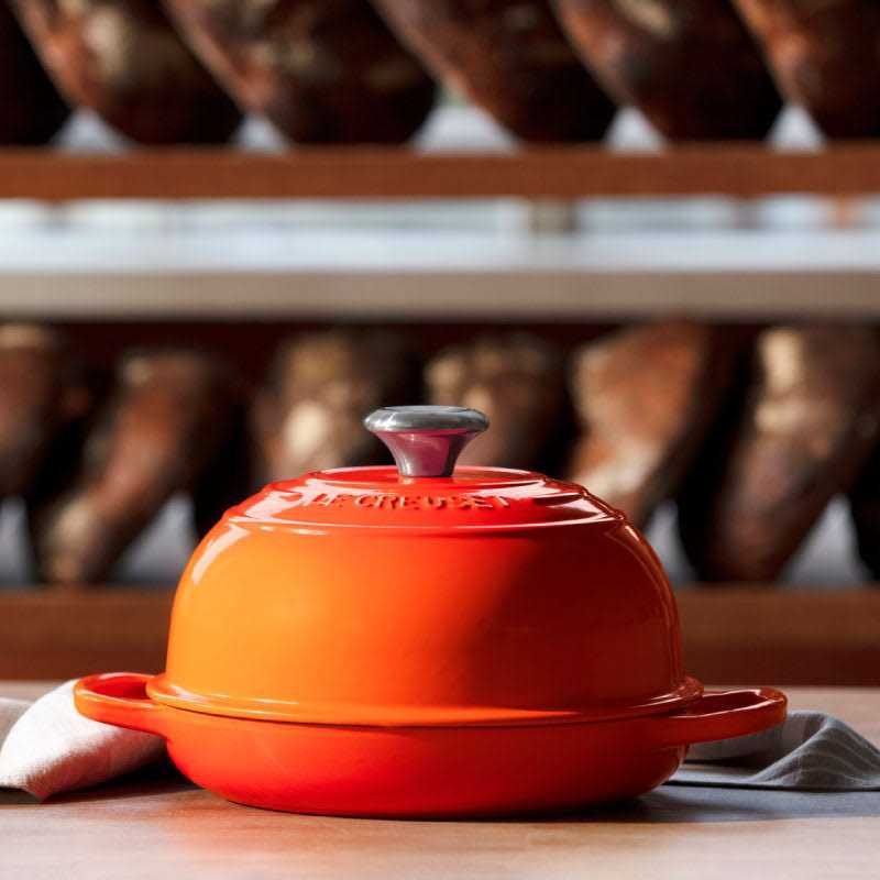Le Creuset Bread Oven - Image 3