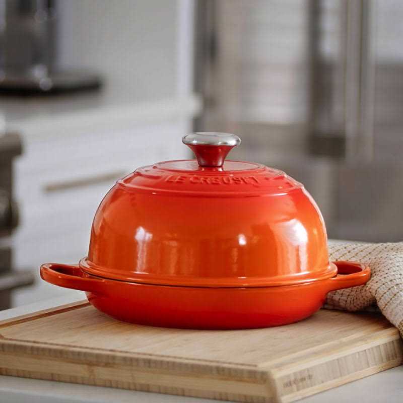 Le Creuset Bread Oven - Image 5