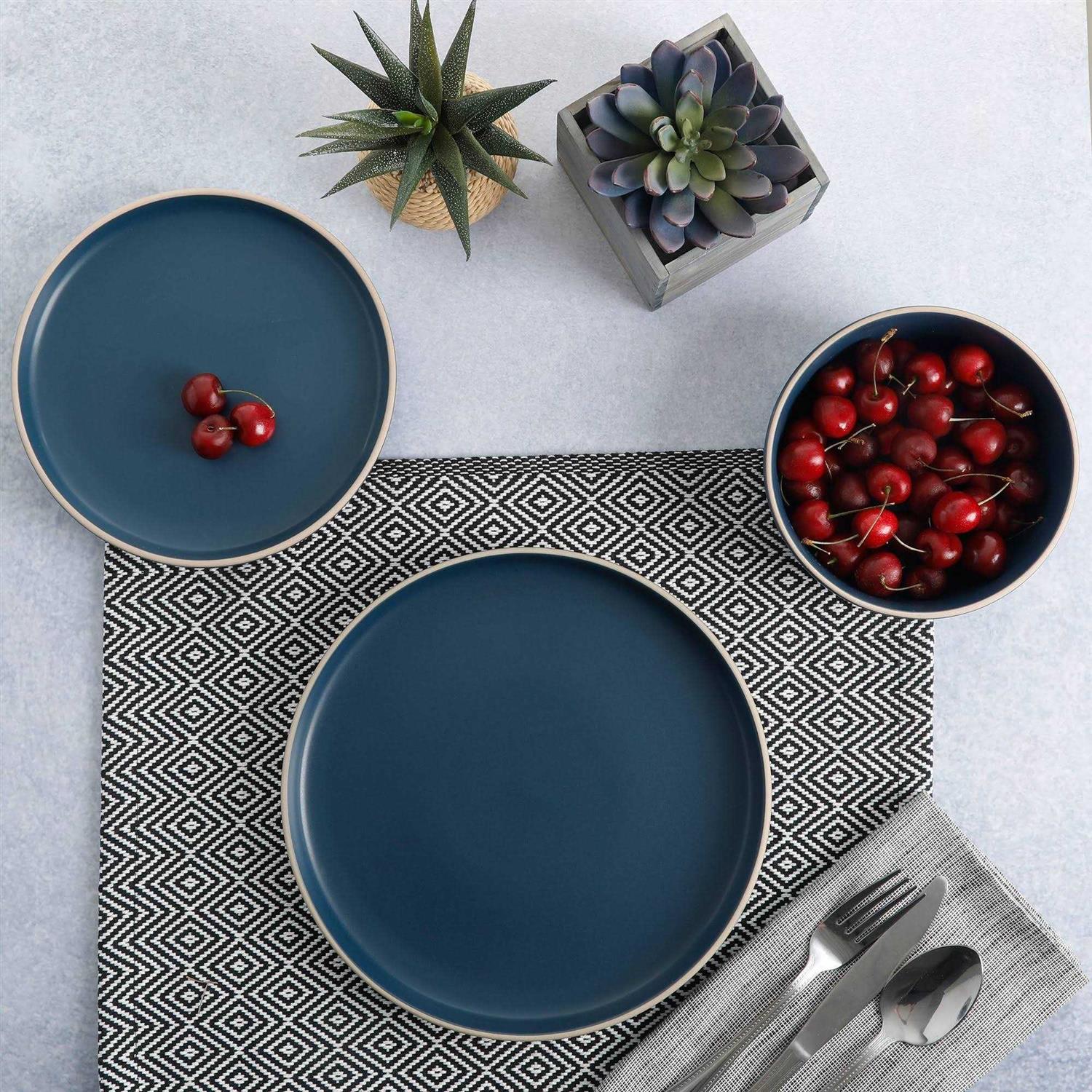 Gibson Home Zuma 18 Piece Dinnerware Set - Image 4