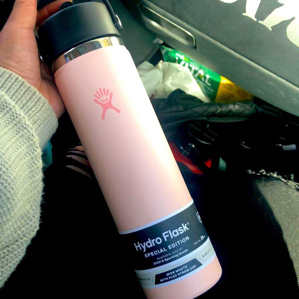 Hydro Flask 24 oz. Wide Mouth Bottle with Flex Straw Cap - Image 5