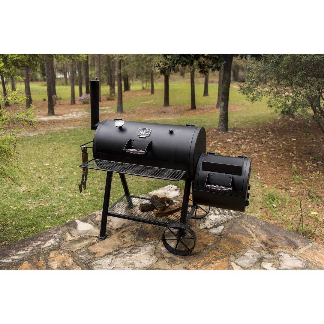 Oklahoma Joe's Highland Offset Charcoal Smoker - Image 4