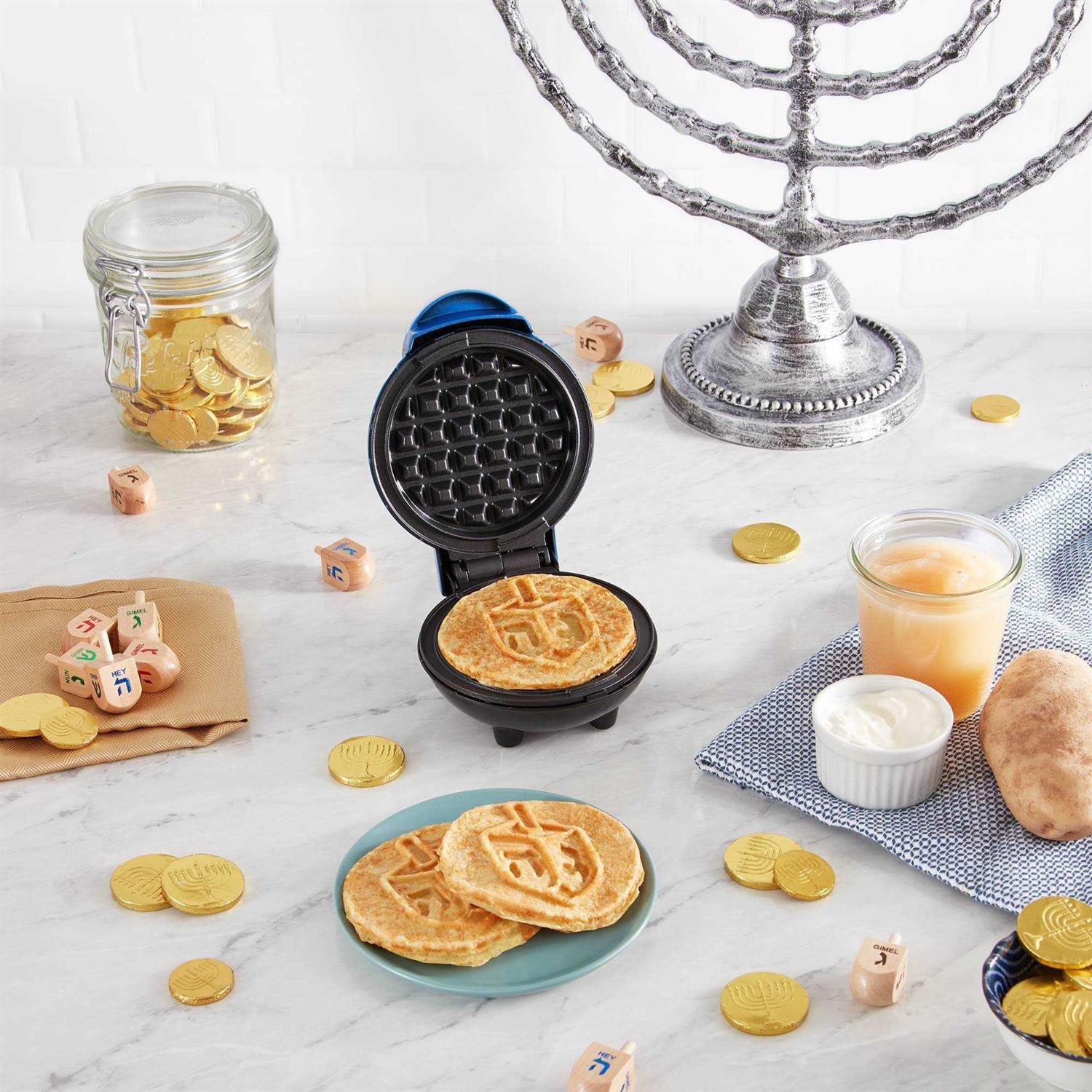 Dash Dreidel Mini Waffle Maker - Image 4