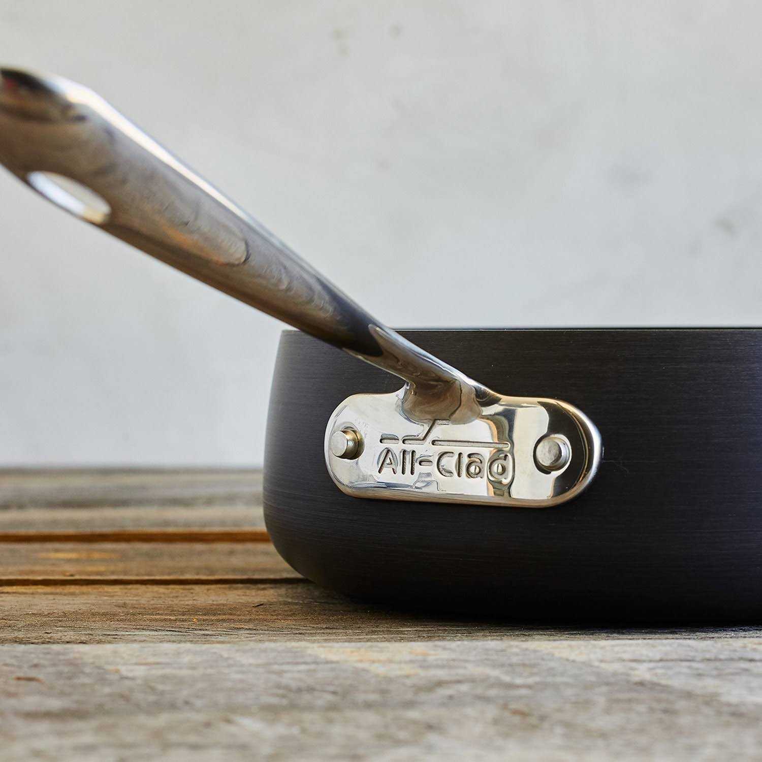 All Clad HA1 Hard Anodized Nonstick Cookware Set - Image 3