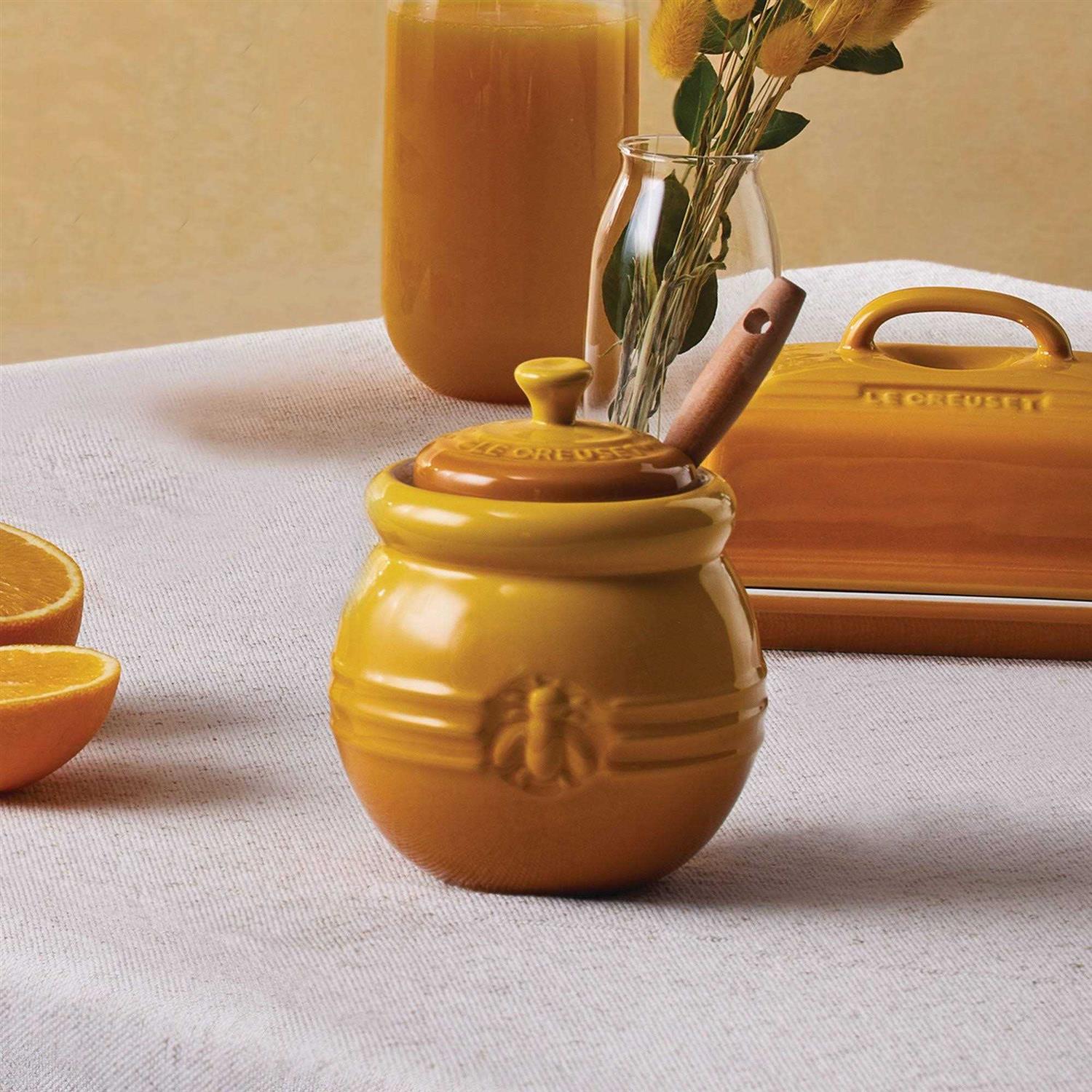 Le Creuset Honey Pot with Silicone Dipper - Image 5