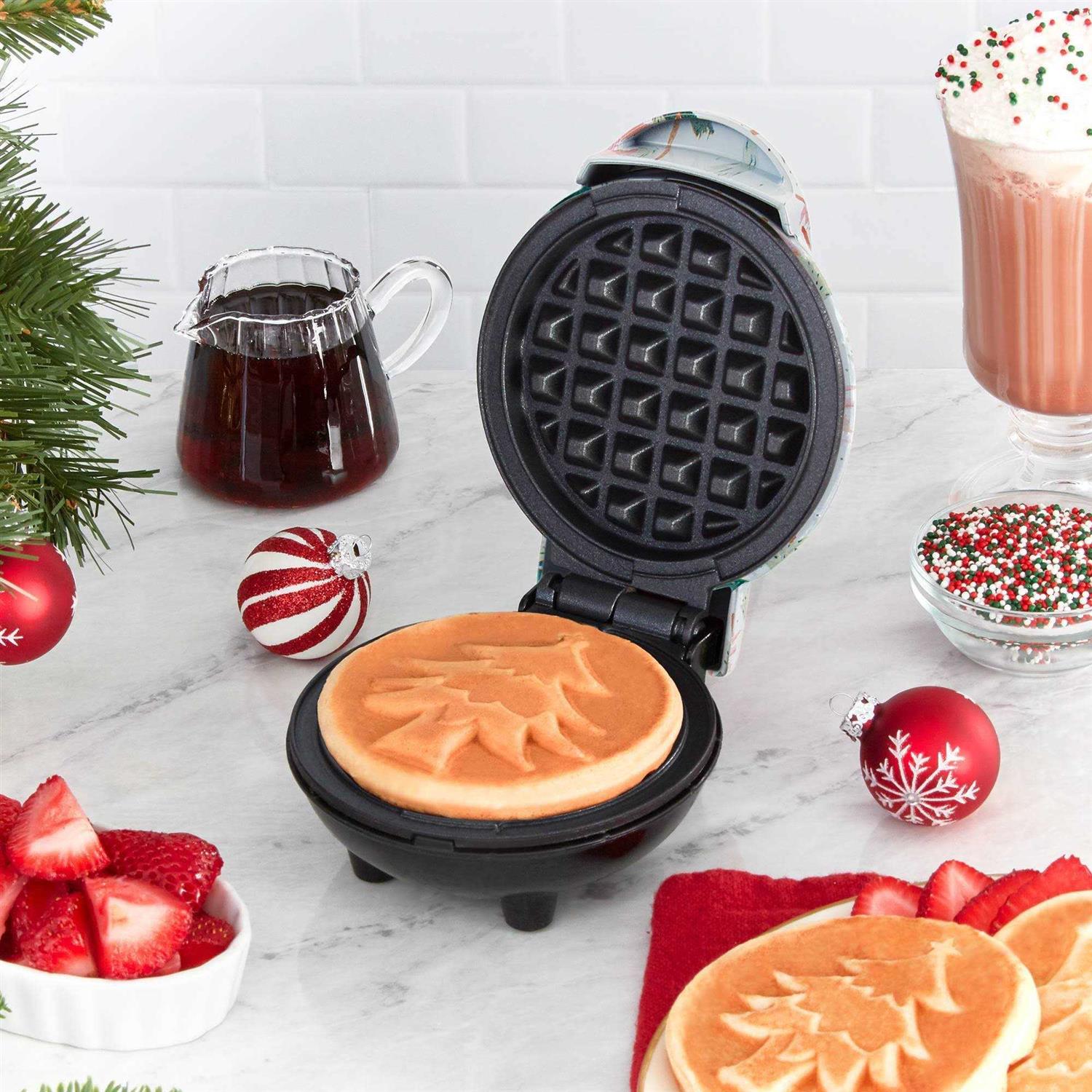 Dash Mini Waffle Maker - Image 4