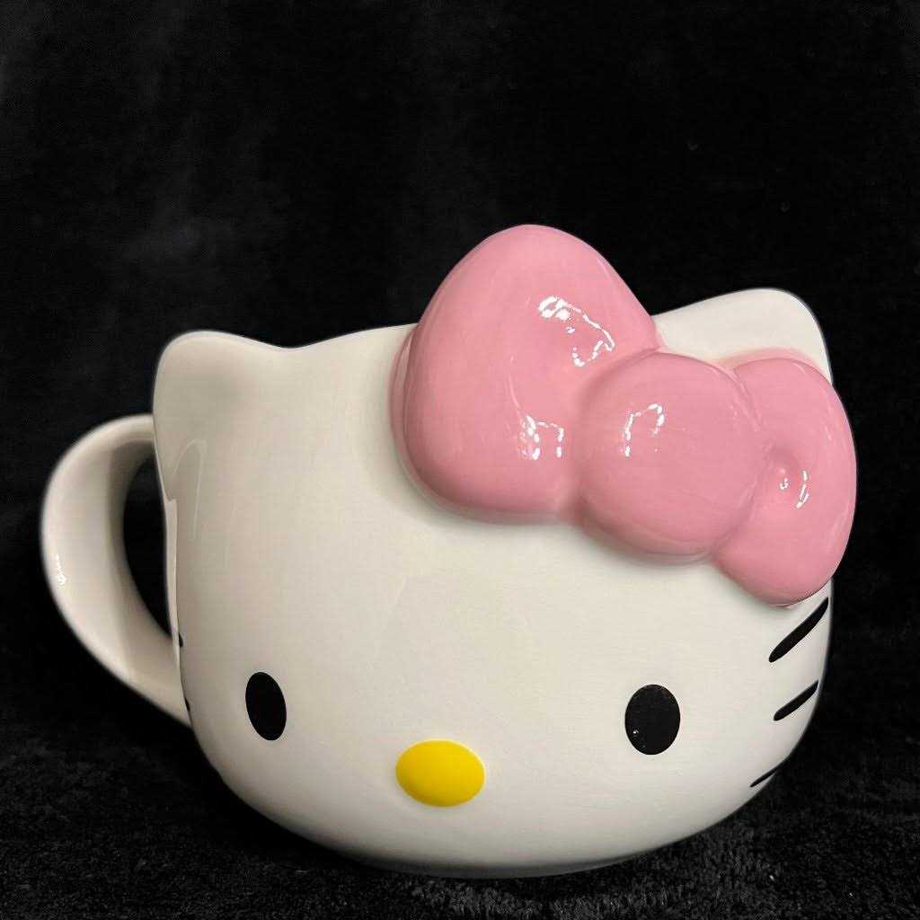 Hello Kitty Pink Bow 20oz 3D Sculpted Ceramic Mug - Image 2