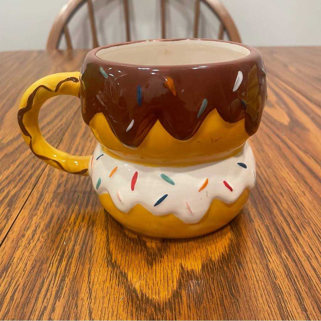 Mainstays Sprinkled Donut Sculpted Mug - Image 3