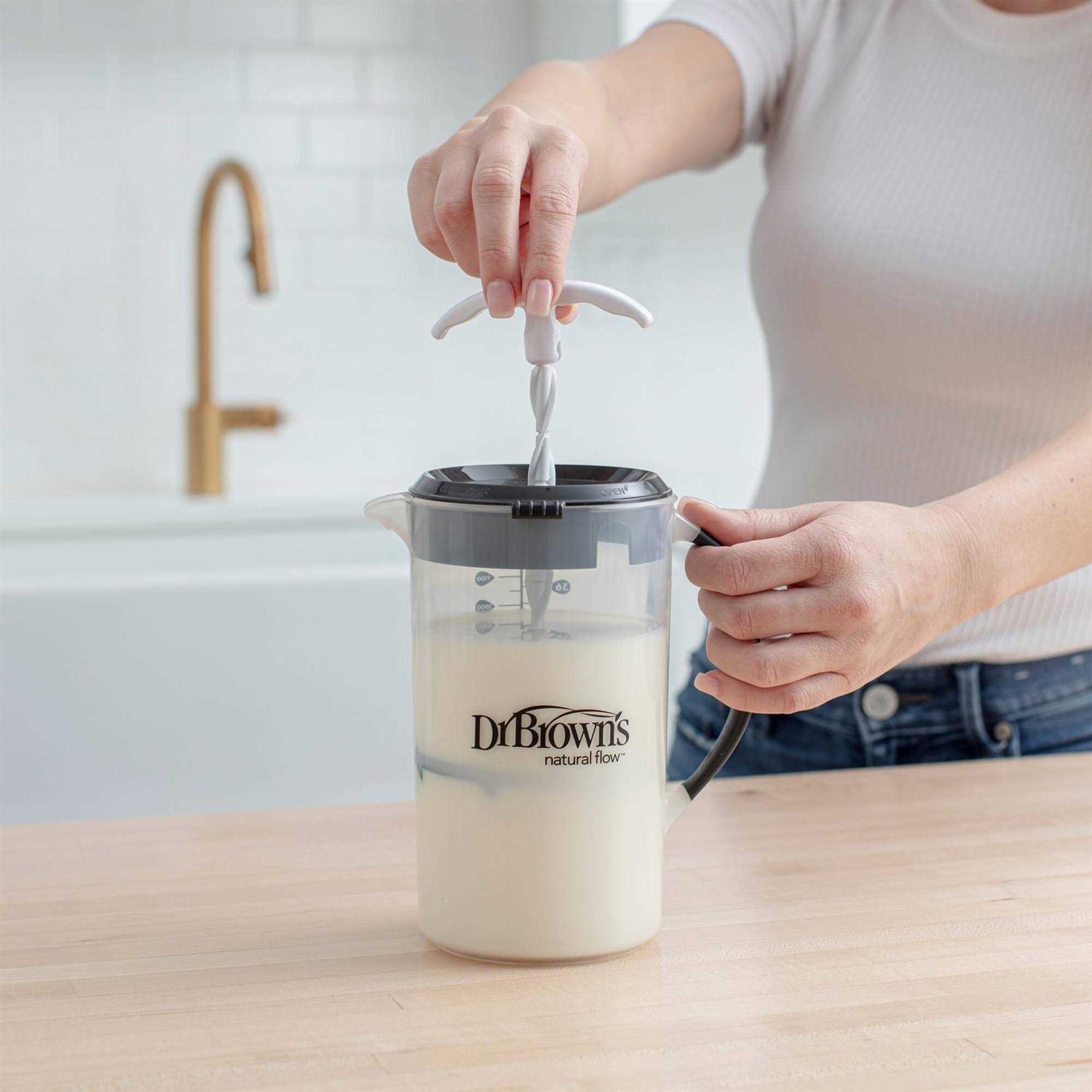 Dr. Brown's Baby Formula Mixing Pitcher with Adjustable Stopper - Image 5