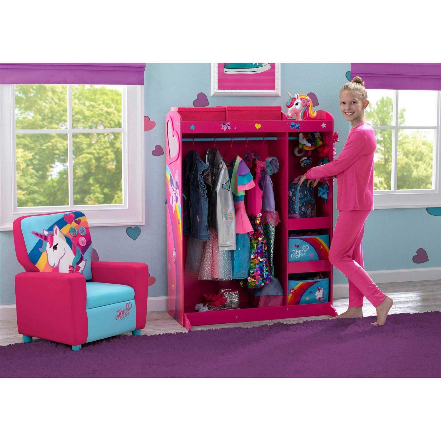 Delta Children JoJo Siwa Dress and Play Boutique - Image 3