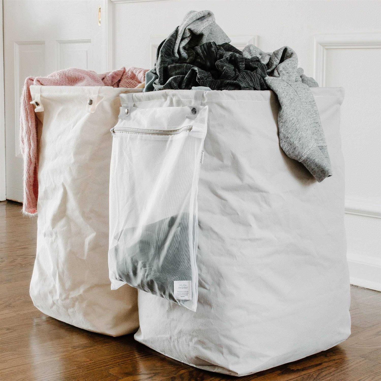 Full Circle Organic Laundry Hamper - Image 5