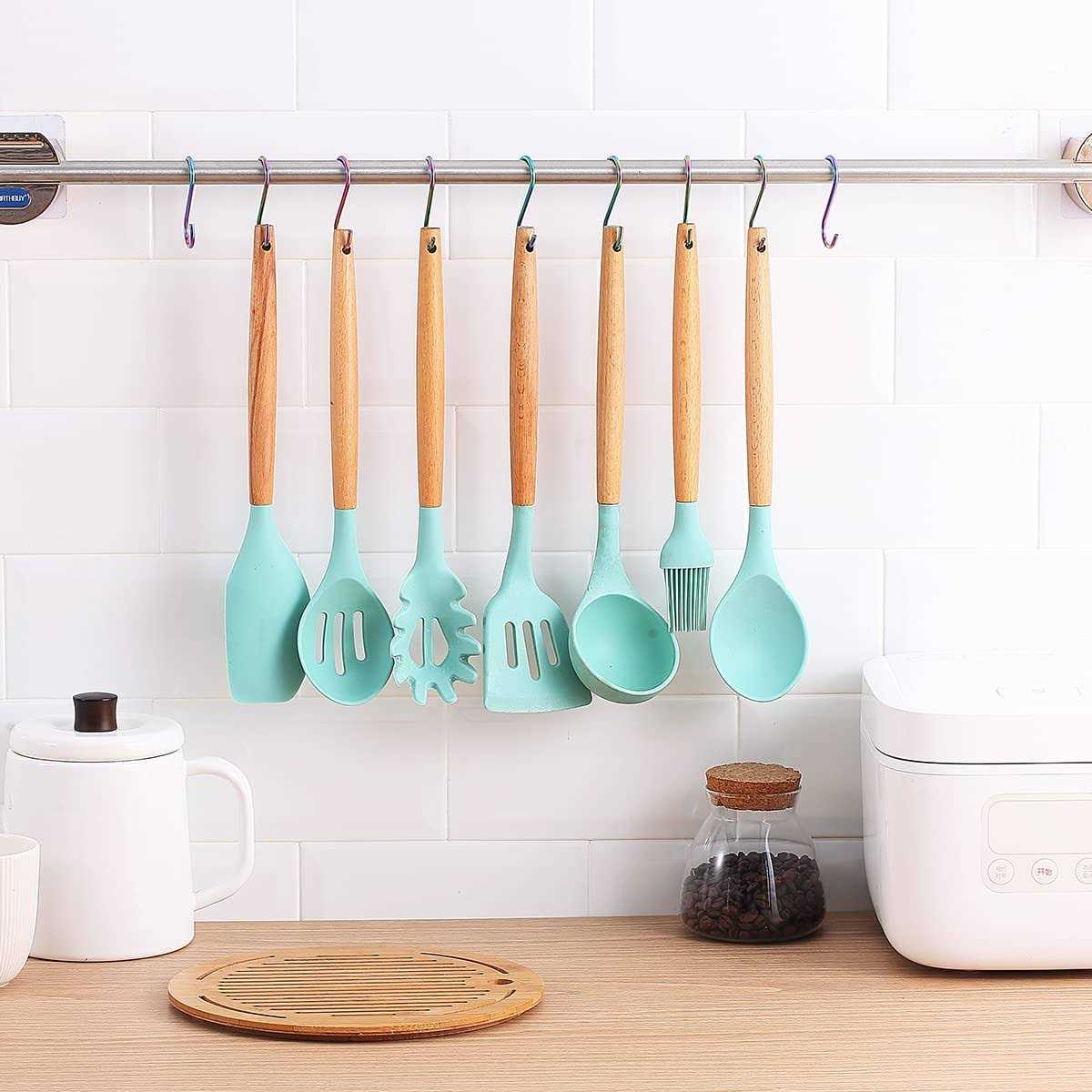 Evanda Hooks for Hanging Pack of 30 Heavy Duty Stainless Steel Titainium Plating Metal Mutil Purpose Hanger for Kitchen Pans - Image 4