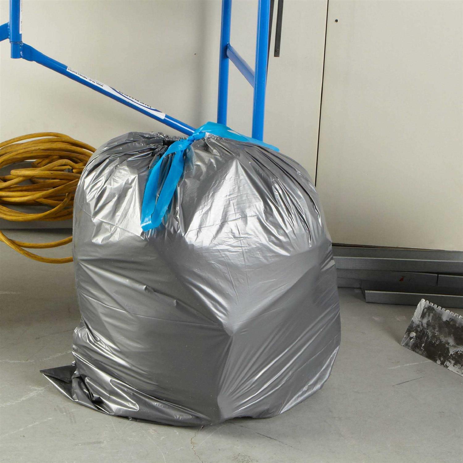 Hefty Steel Sak 39 Gal. Heavy Duty Black Trash Bag - Image 4