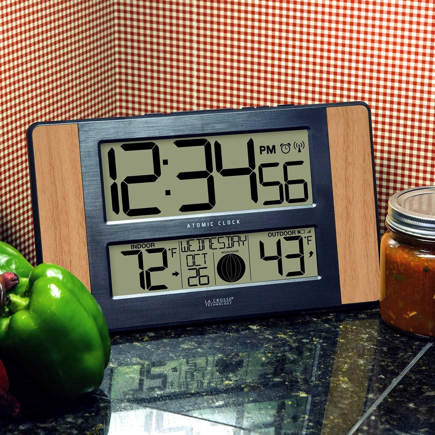 La Crosse Technology Atomic Digital Clock with Outdoor Temperature - Image 4