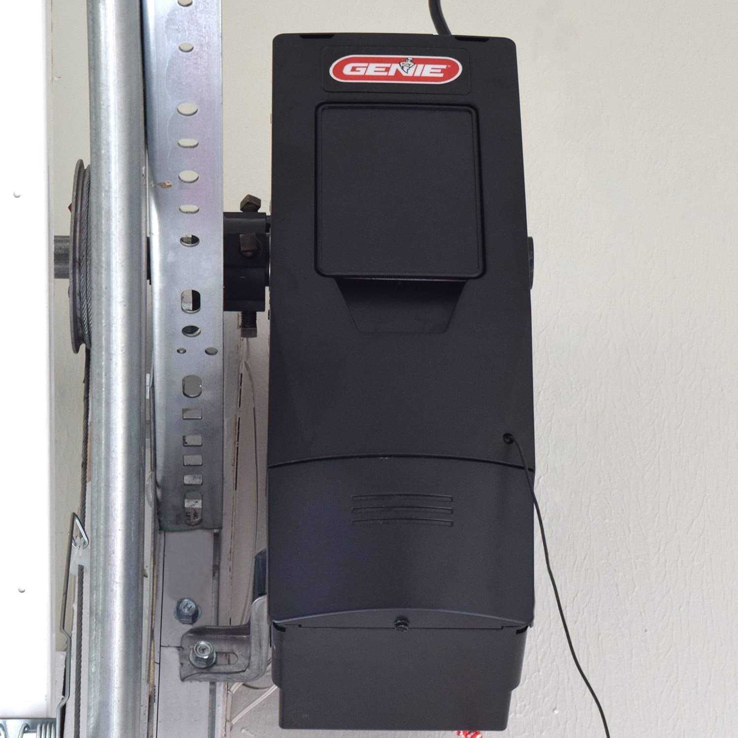 Genie 6072h-b Wall Mount Garage Door Opener with Battery Backup - Image 3