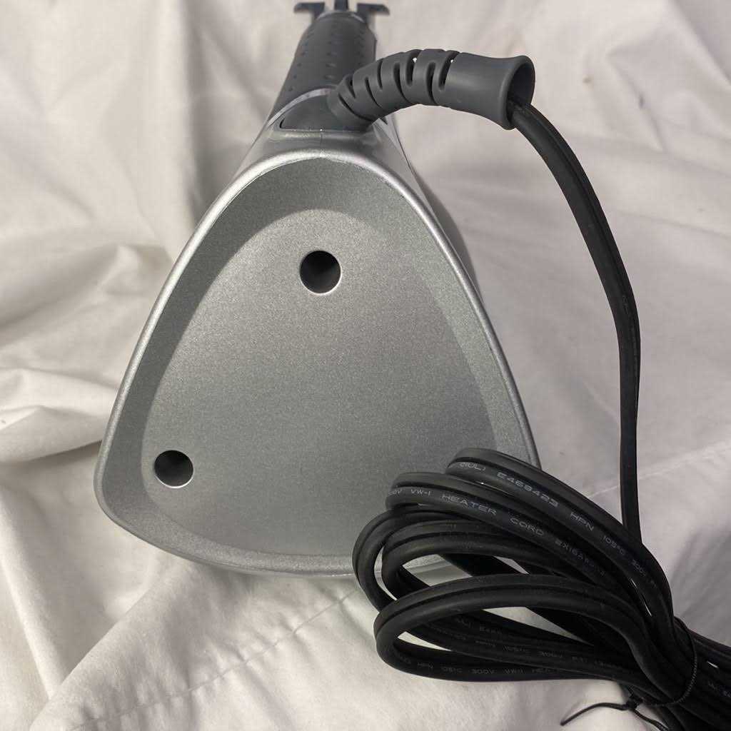 Hamilton Beach Professional Iron Stainless Steel Soleplate - Image 5