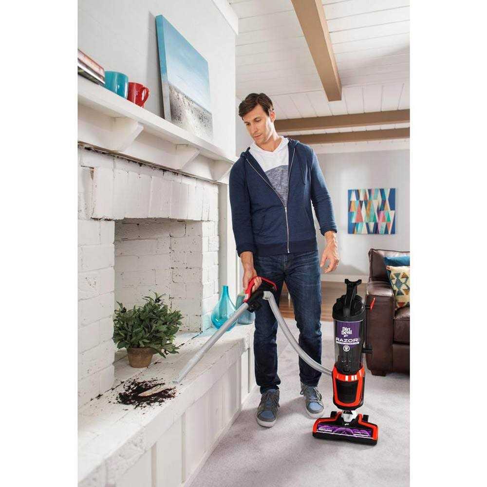 Dirt Devil Razor Pet Upright Vacuum - Image 3