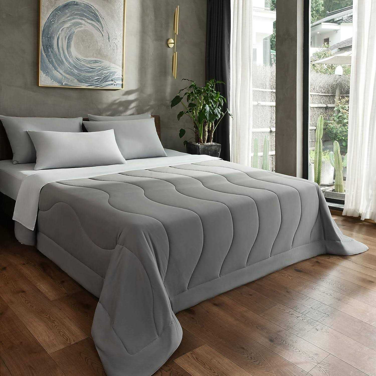 Rest Evercool Cooling Comforter Lightweight Down Alternative for Hot Sleepers - Image 3