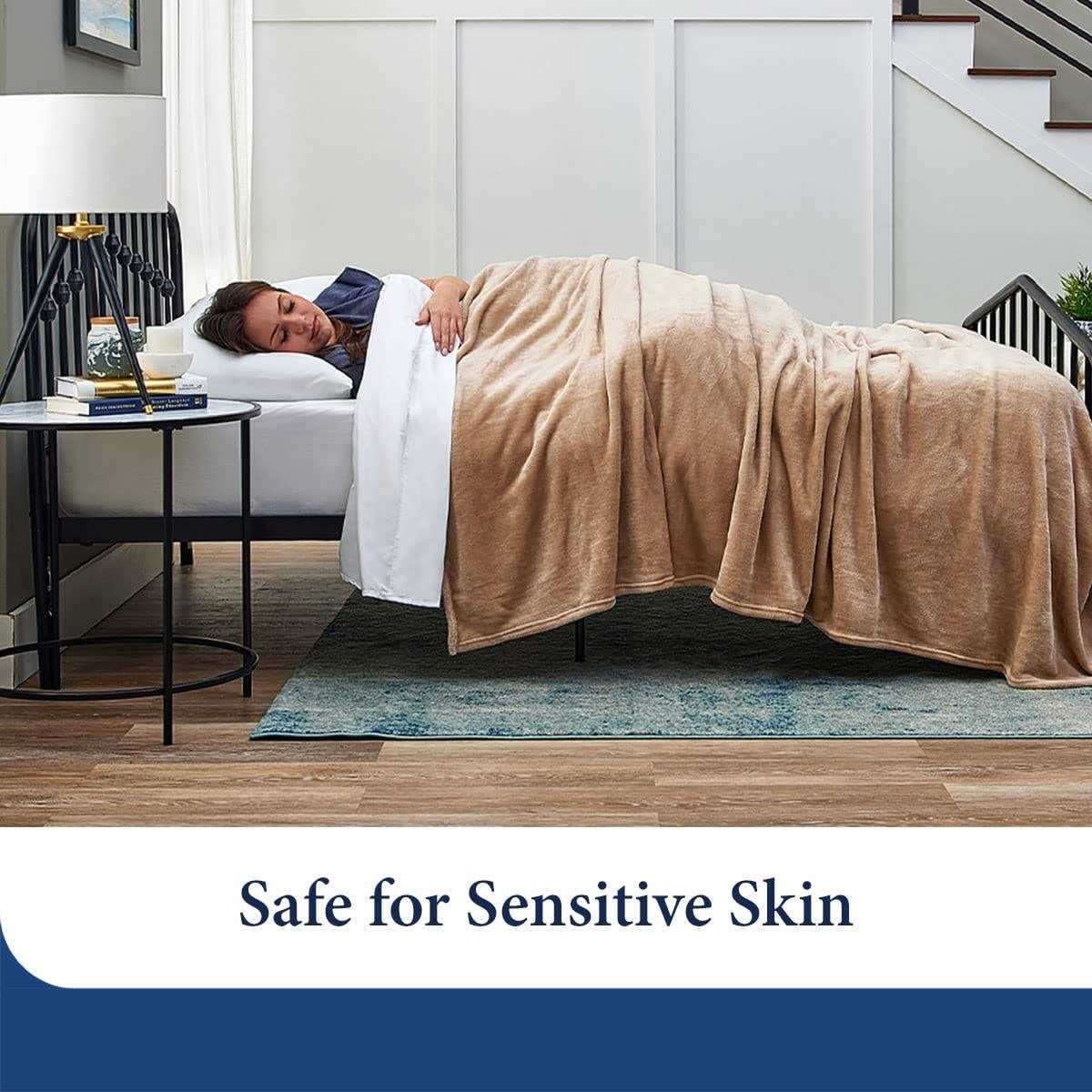 Cosy House Collection Everyday 1500 Series Fleece Blanket - Image 3