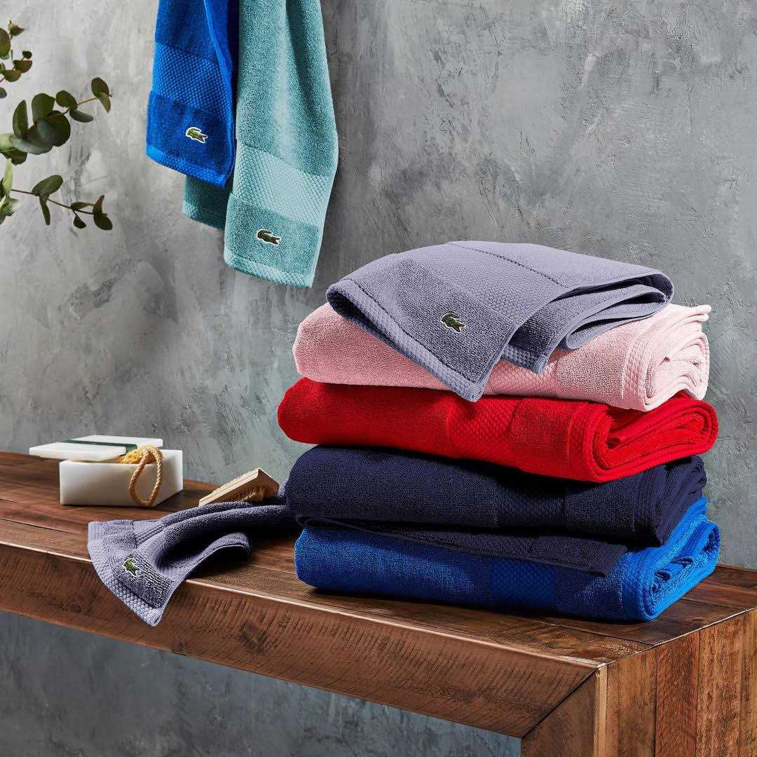 Lacoste Heritage Supima Cotton Bath - Image 3