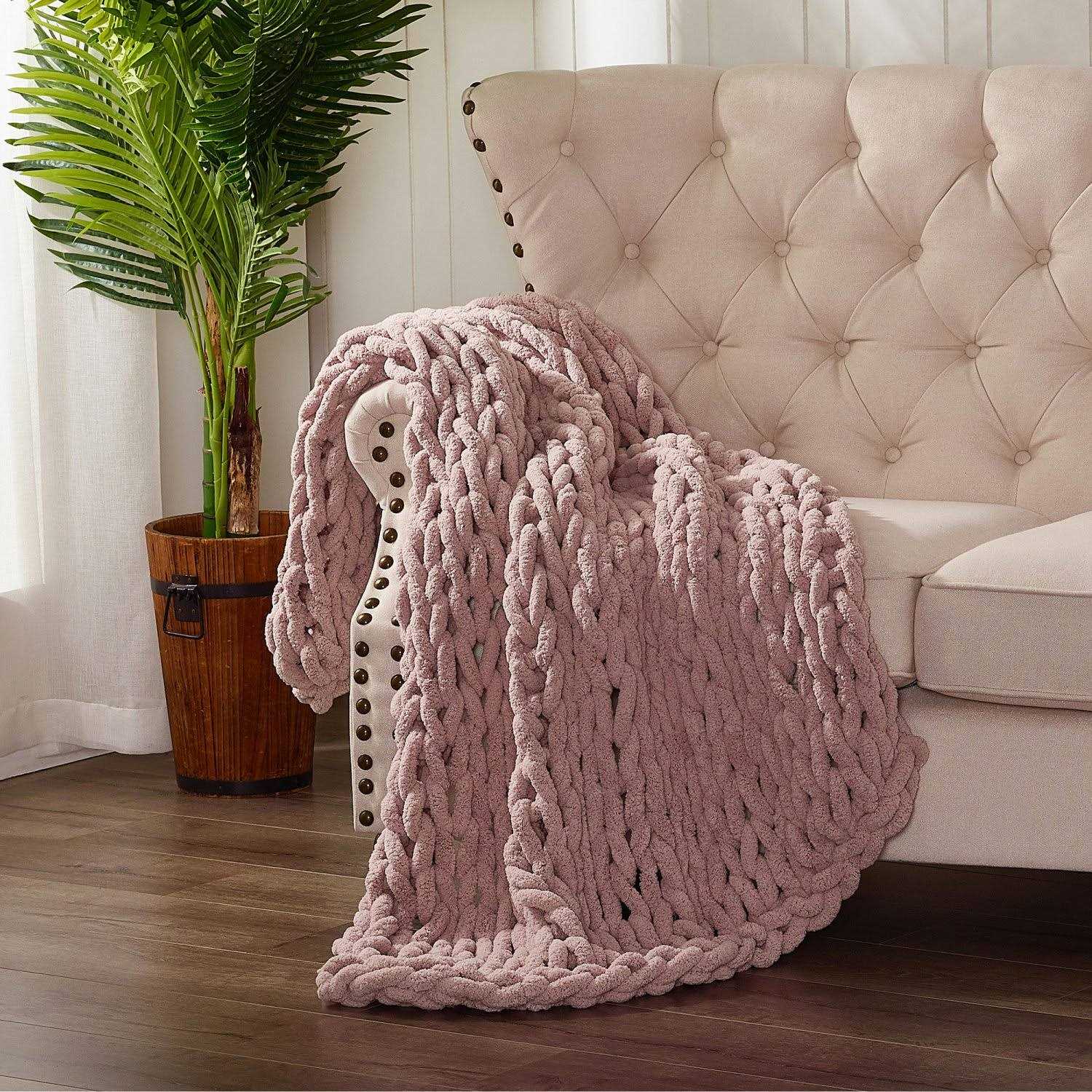Donna Sharp Chenille Chunky Throw - Image 3