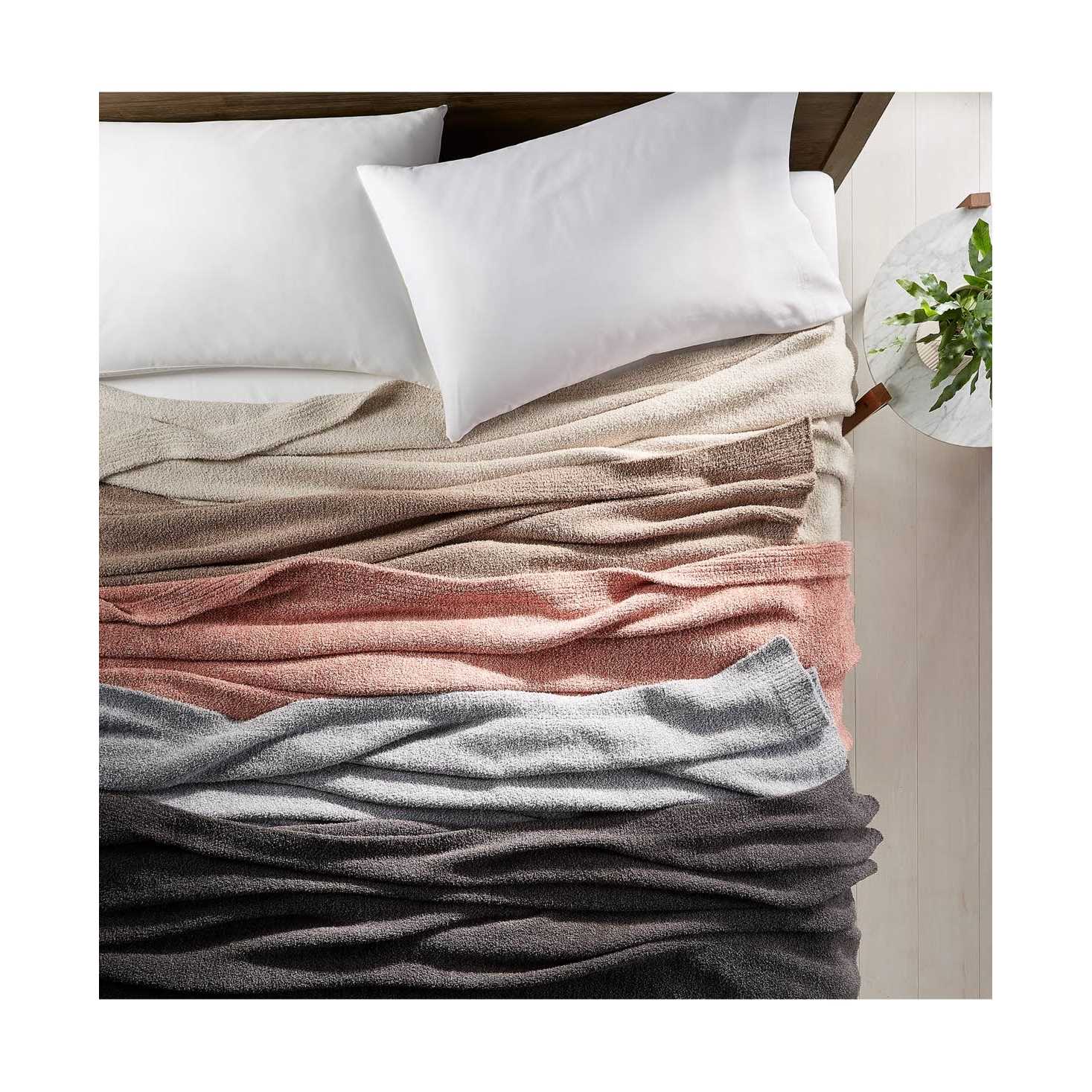 Hotel Collection Luxe Knit Throw 50 x 70 - Image 3