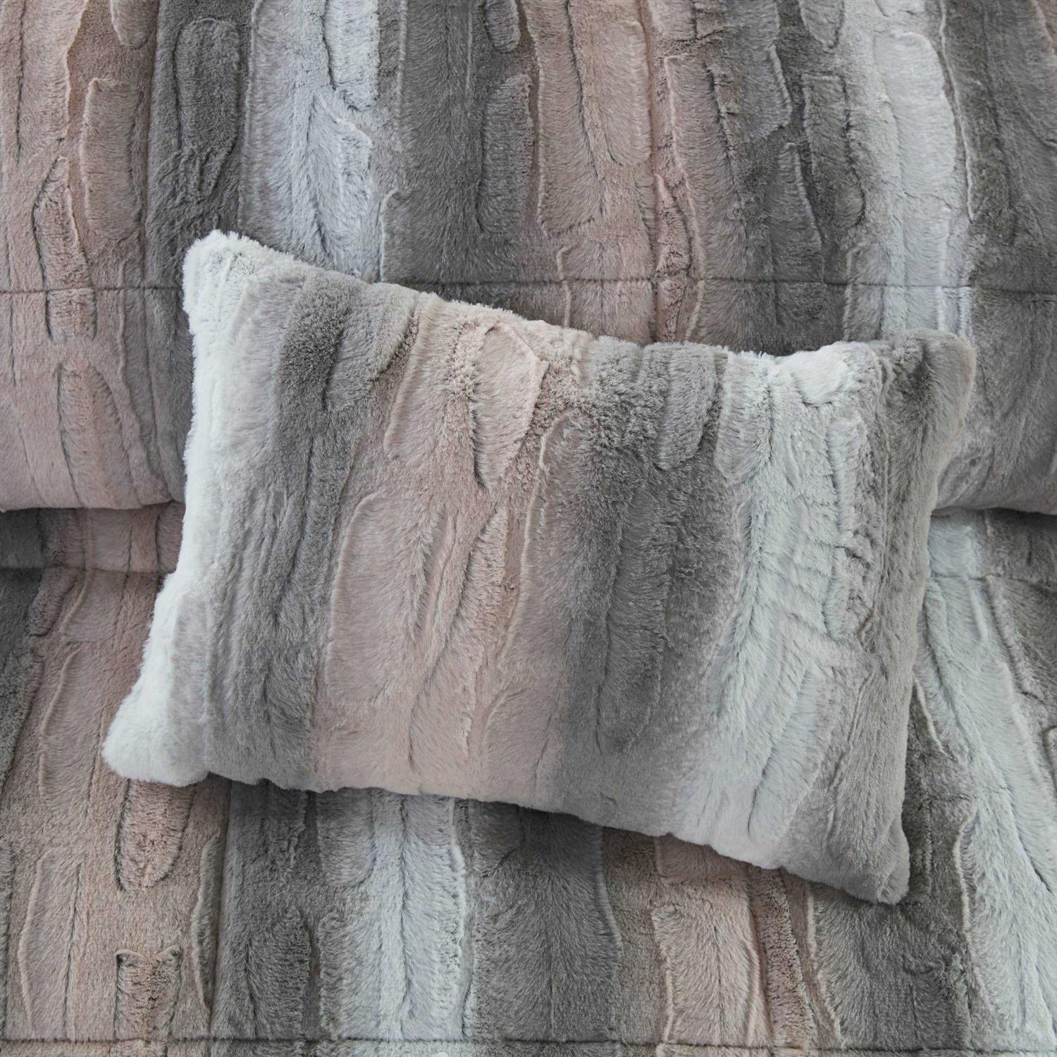 Madison Park Zuri Faux Fur Comforter Set - Image 5