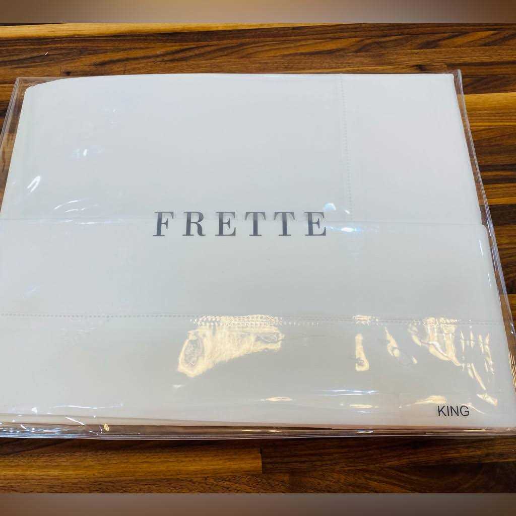 Frette Lux Percalle Sheet Set - Image 4