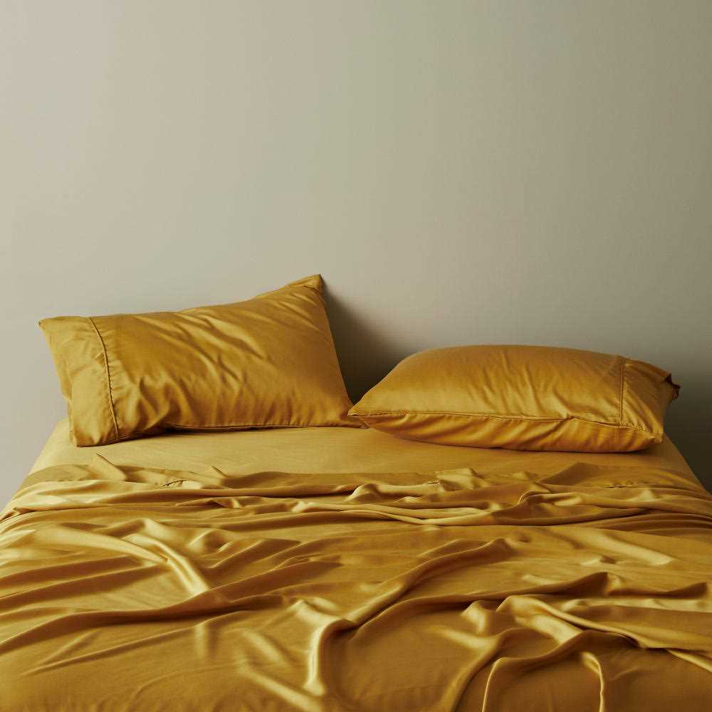 ettitude Signature Sateen Sheet Set - Image 4
