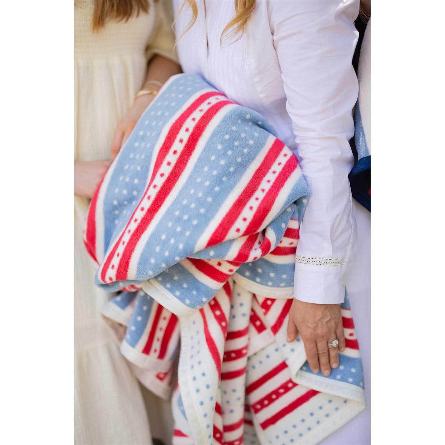 ChappyWrap Harborview Herringbone Blanket - Image 4