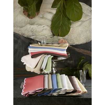 Matouk Savannah Gardens Tablecloth - Image 5