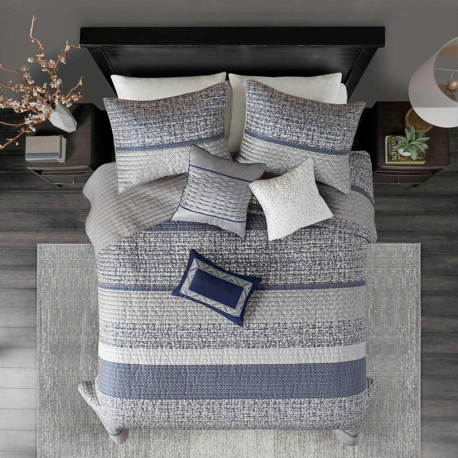 Madison Park Quilt Set Jacquard Coverlet - Image 4