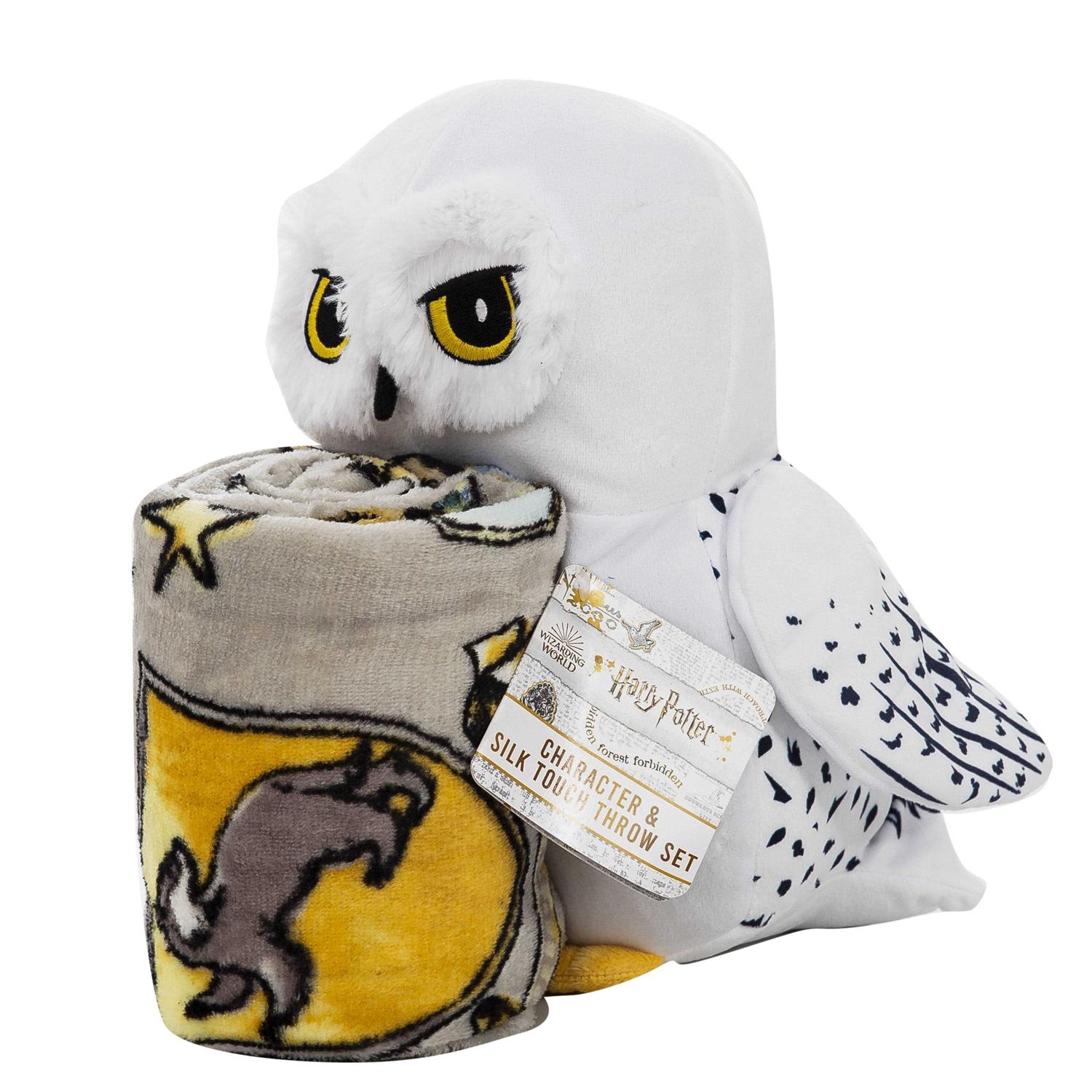 Harry Potter Hedwig Magic Character Hugger Pillow & Silk Touch Throw Set - Image 4