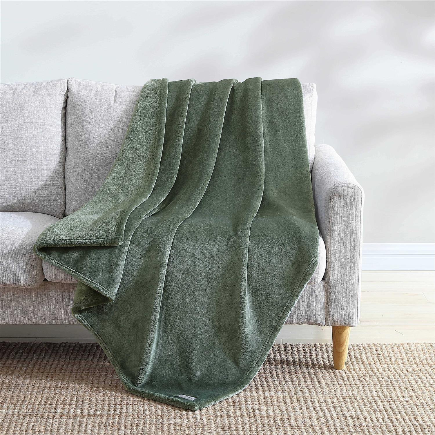 Eddie Bauer Ultra Lux Plush Solid Reversible Throw Blanket - Image 4