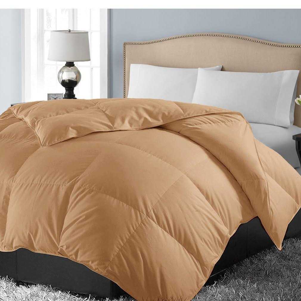 Hotel Grand Oversized Thread Count White Down Comforter - Image 2