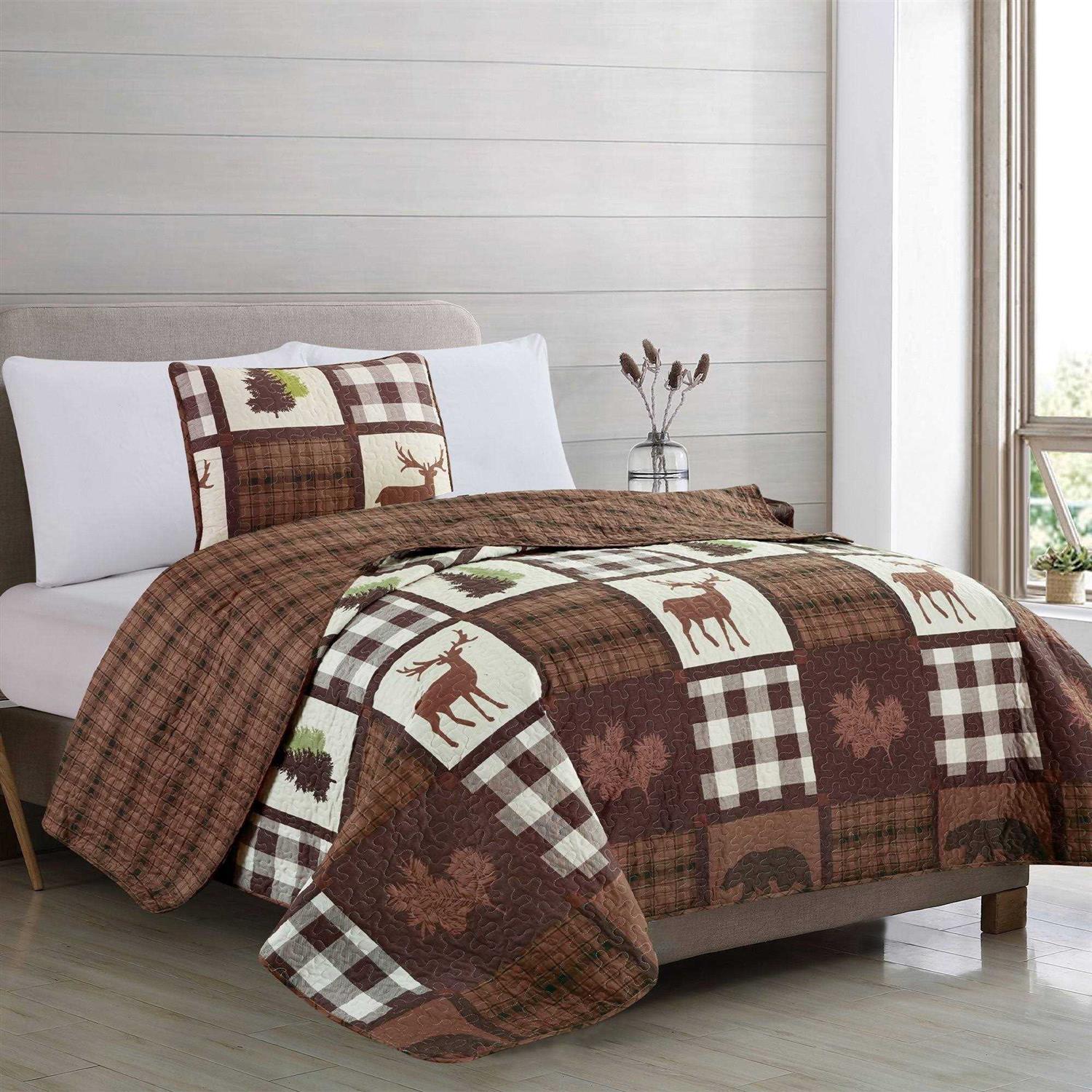 Great Bay Home Stonehurst Lodge Reversible Quilt Set - Image 4