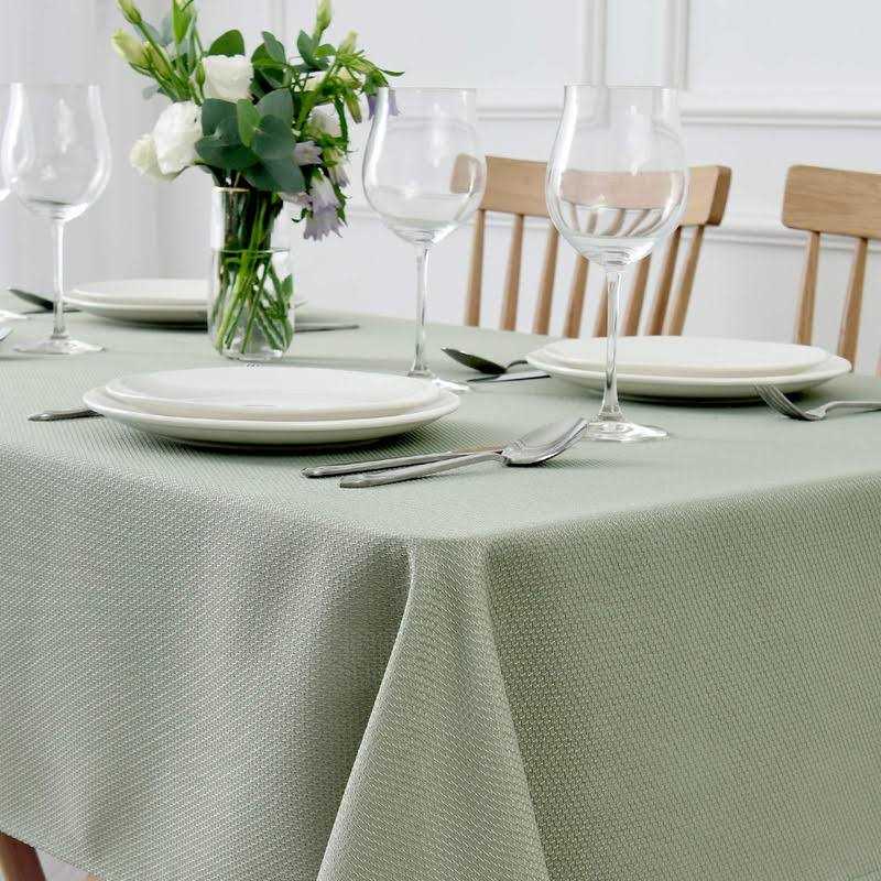Maxmill Jacquard Table Cloth Spillproof Wrinkle Heavy Weight Soft Tablecloth - Image 5