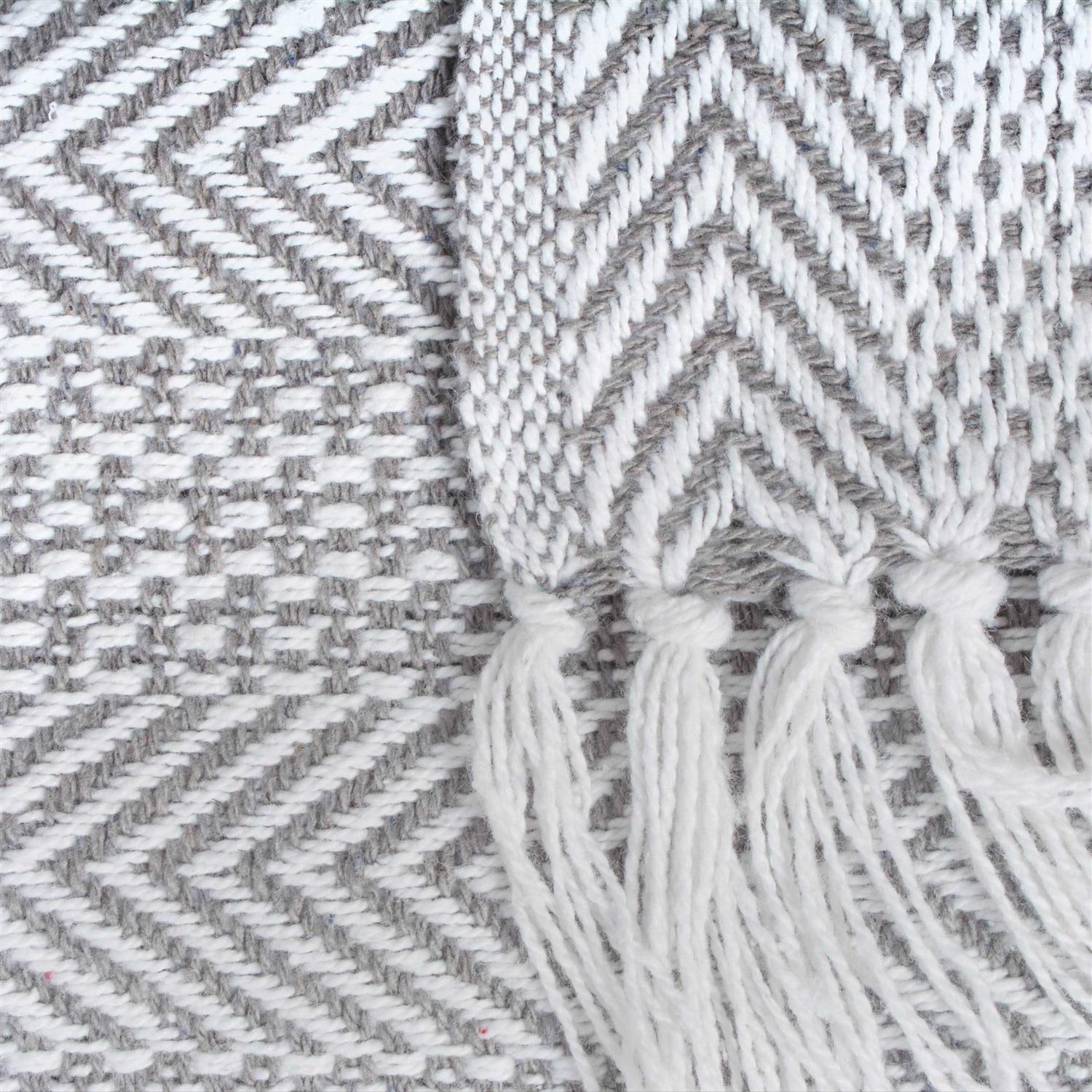 DII Ivory Bold Herringbone Throw - Image 5