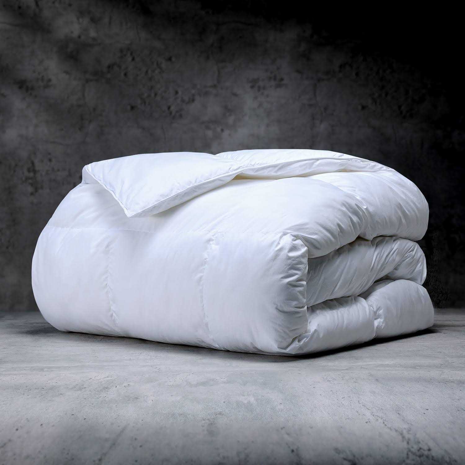 LUXOME ClimaSense Comforter w/ 37.5 Technology Fluffy & Breathable