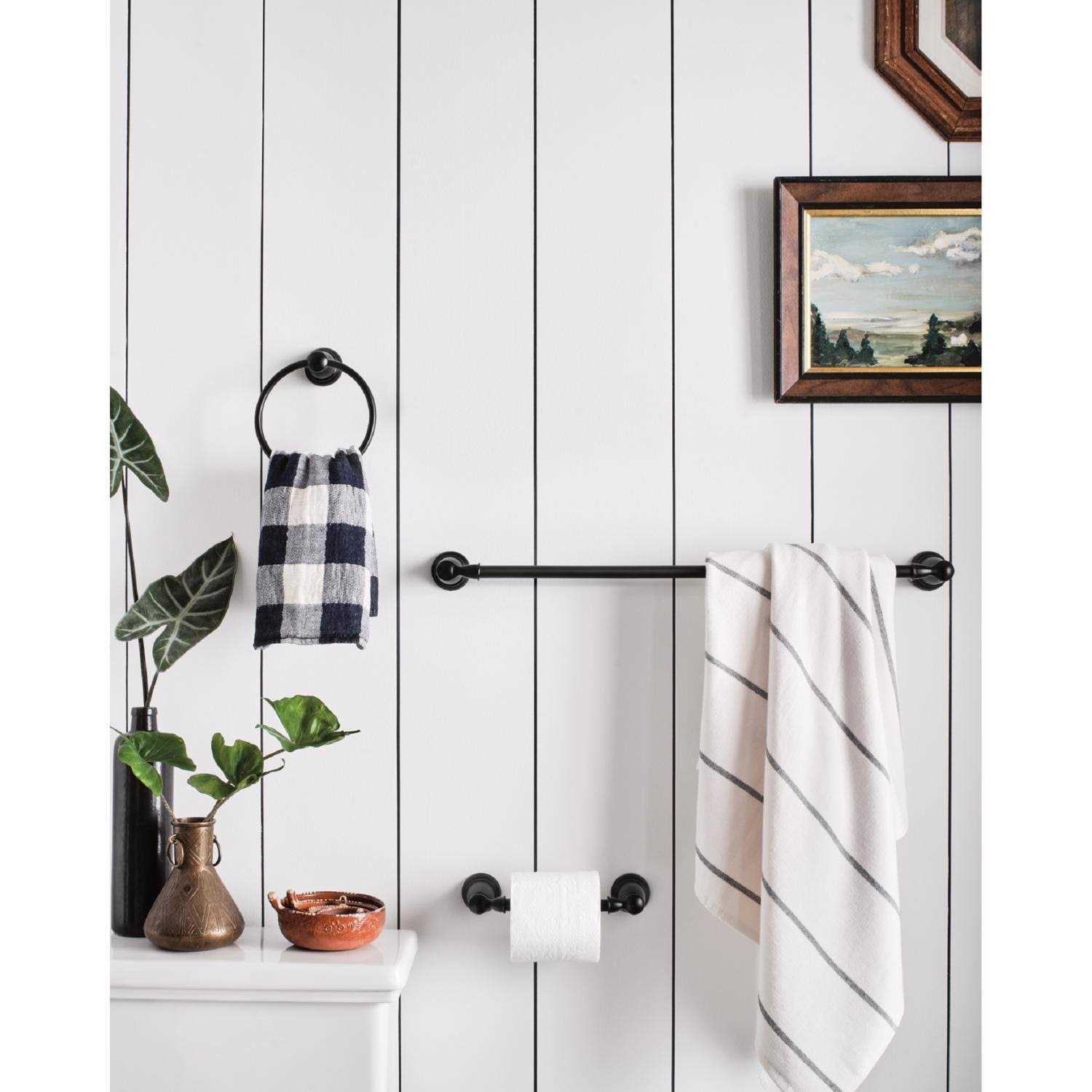 Moen Y2633BL Banbury Bathroom Set - Image 4