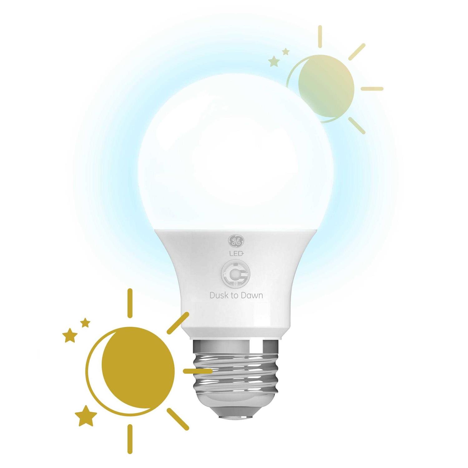 GE Dusk to Dawn Light Bulb - Image 3