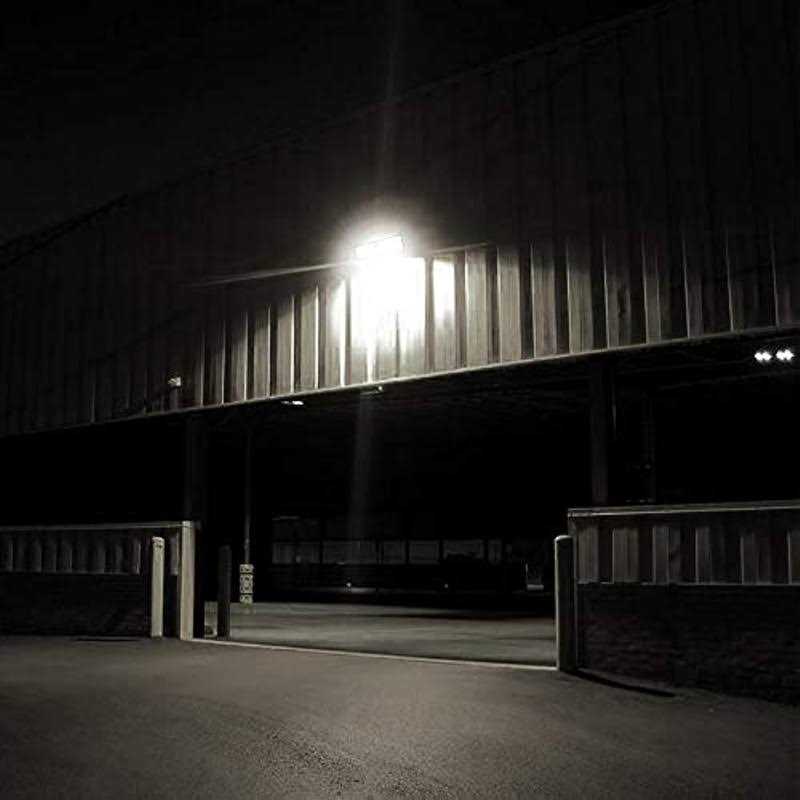 FAGUANGAO Dusk to Dawn LED Security Light,18W Plug in Flood Light Outdoor,5000k Daylight,1600lm - Image 4