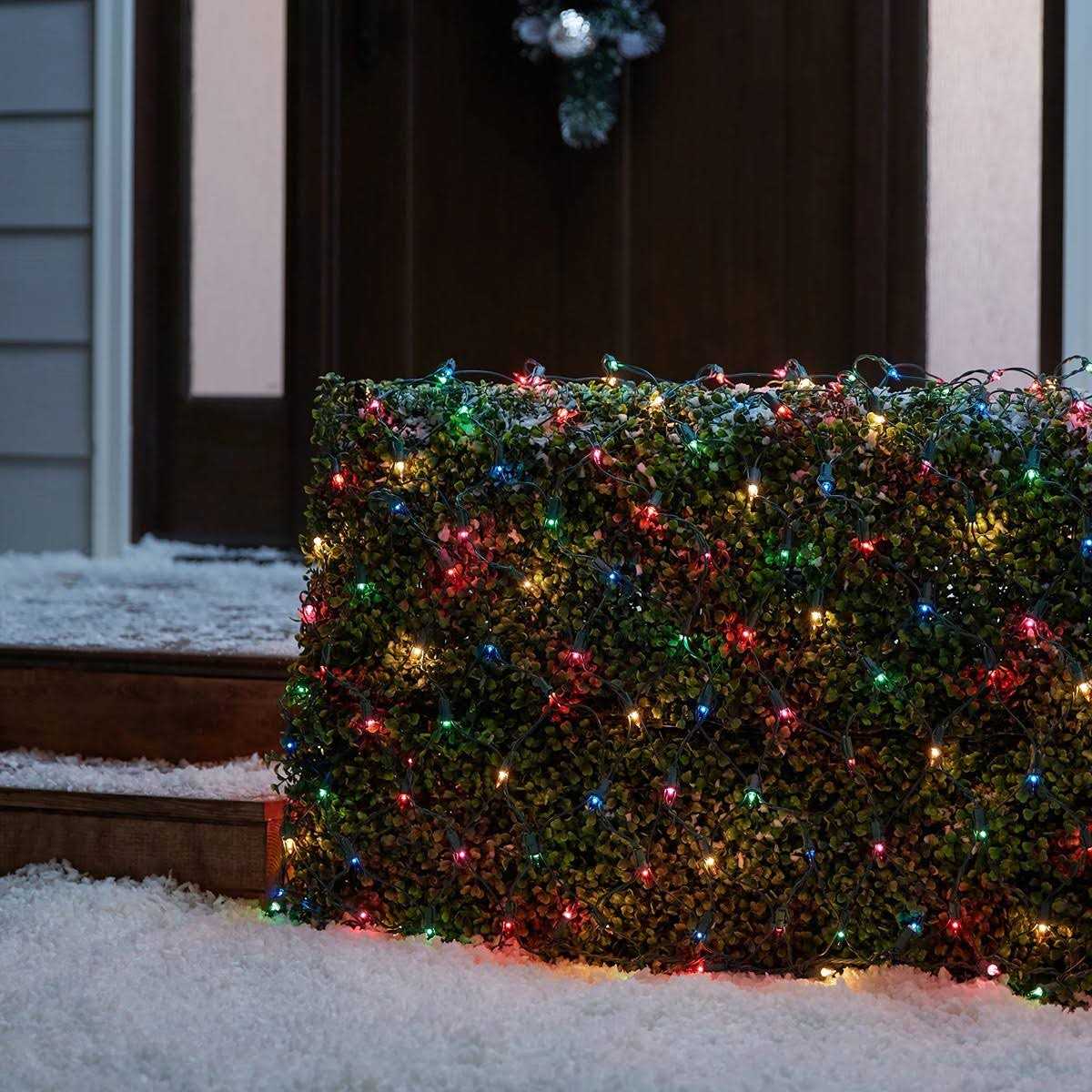 GE ConstantON 300 6-ft x 4-ft Constant Christmas Net Lights - Image 3