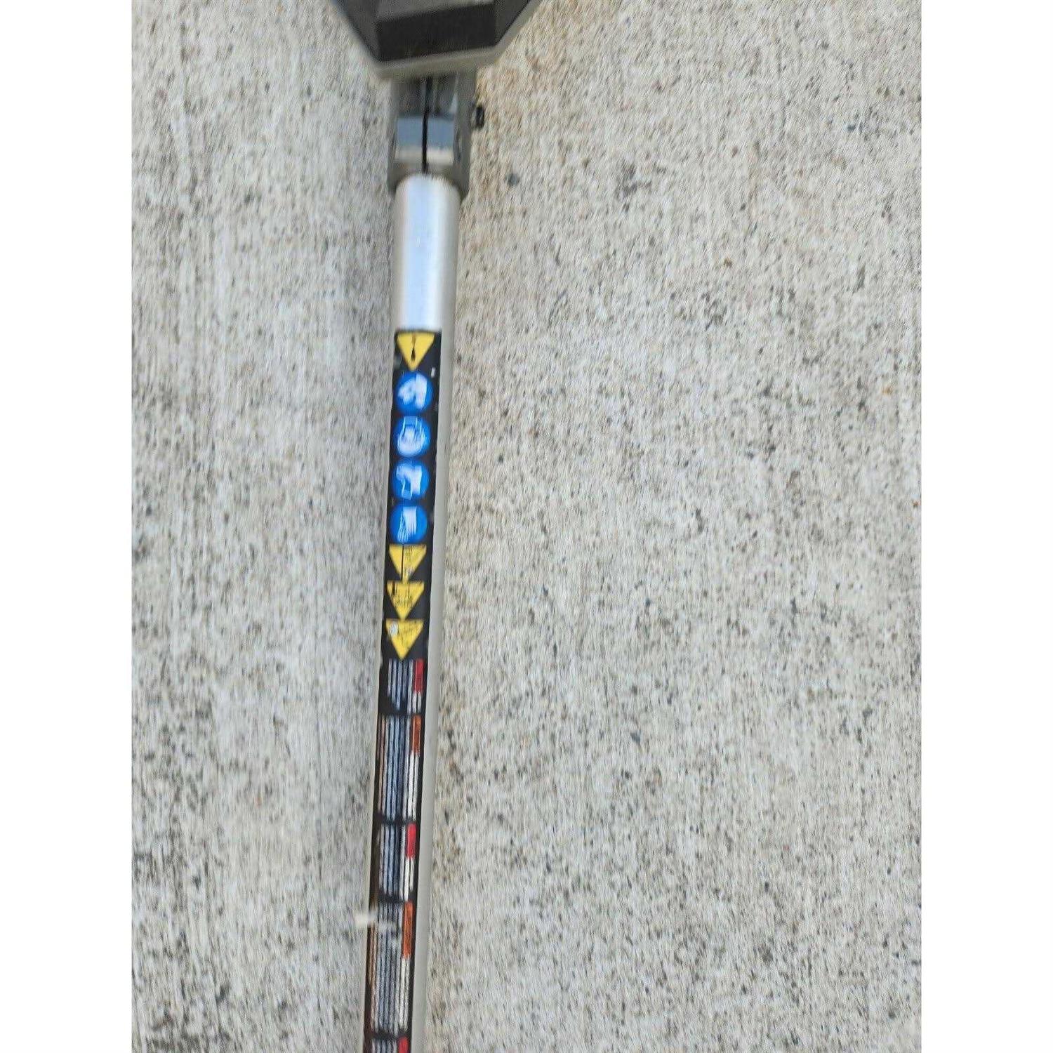 Milwaukee Tool M18 Fuel Pole Saw - Image 2