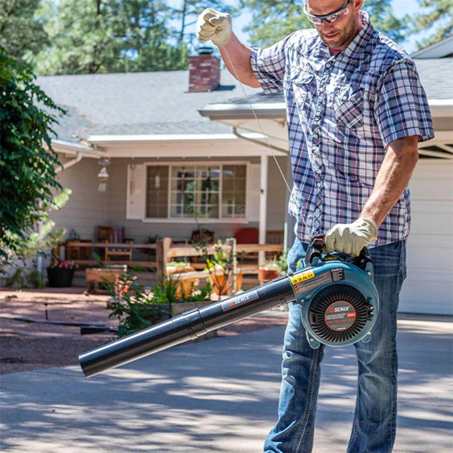 Senix 4QL 26.5-cc 4-Cycle 410-CFM 125-MPH Gas Handheld Leaf Blower - Image 3