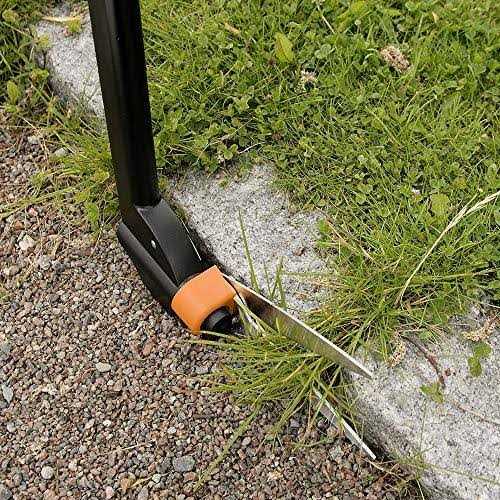 Fiskars Long-Handle Swivel Grass Shears - Image 4