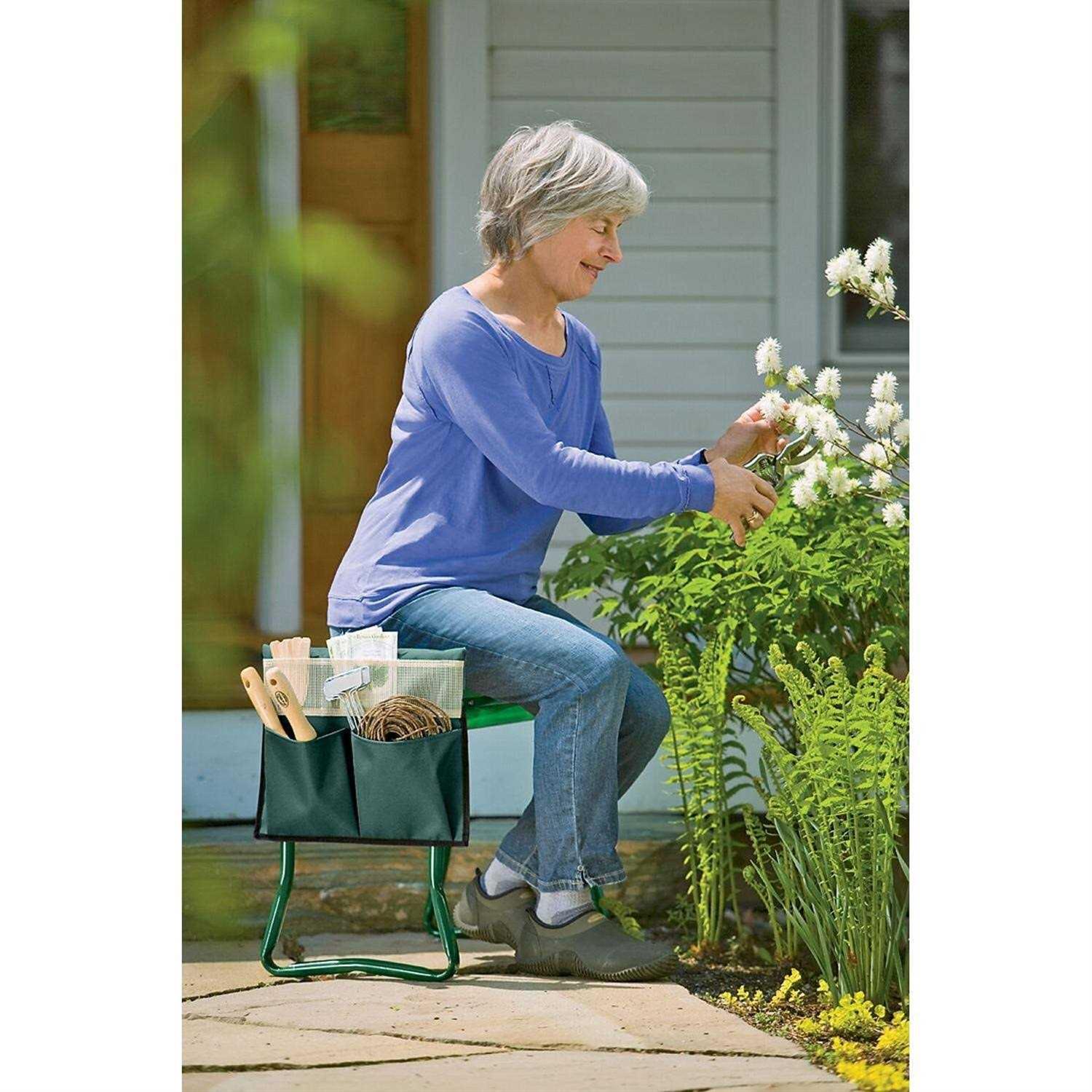 Gardener's Supply Company Tool Pouch for Deep-Seat Kneeler Men's - Image 3