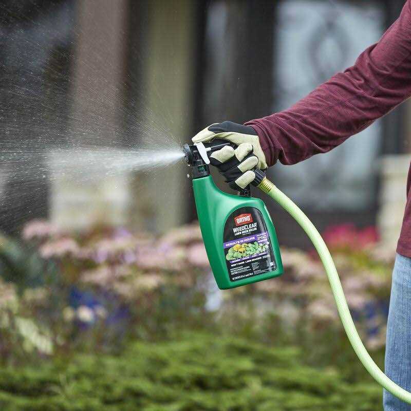 Ortho WeedClear Lawn Weed Killer - Image 4