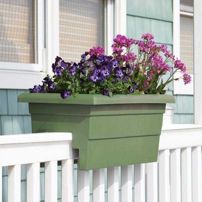 Novelty Countryside Planter - Image 2